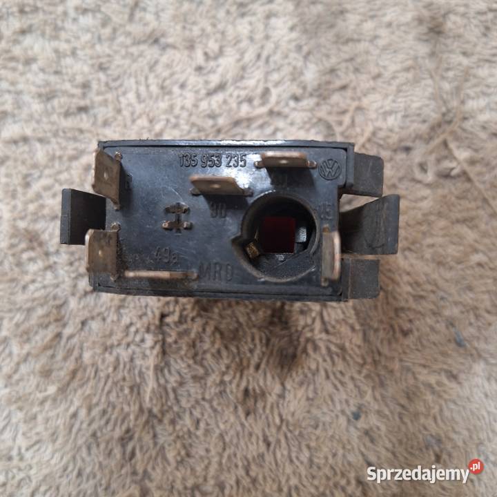 VW Garbus model 1303 włącznik świateł awaryjnych mazowieckie Gołków