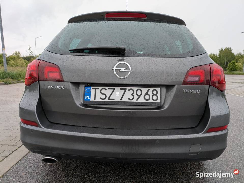 Opel Astra J 14 Turbo Sports Tourer full Staszów sprzedam