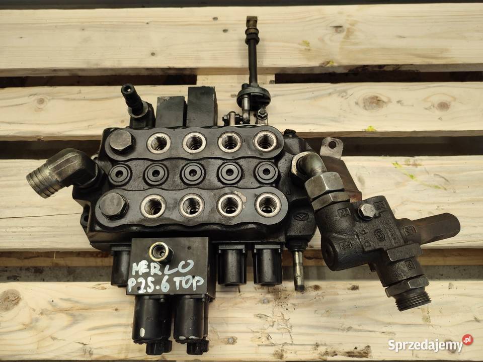 Rozdzielacz hydrauliczny Merlo P 256 TOP