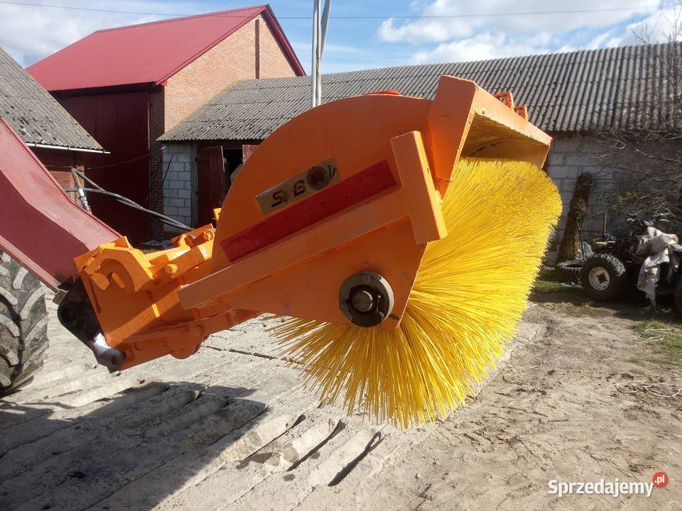 Zamiatarka Manitou transport kraj Lublin