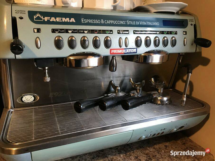 Ekspres ciśnieniowy FAEMA E92 Compact A2