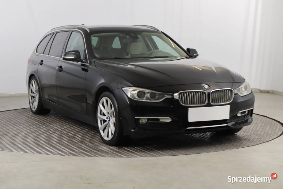 BMW 3 320 d światła przeciwmgielne Zabrze