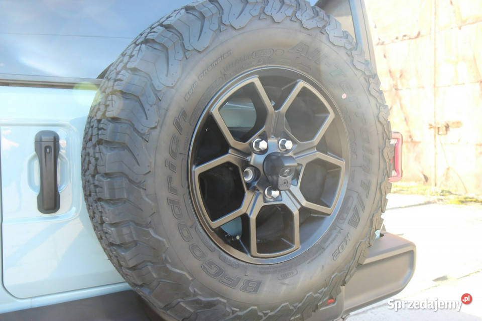 Jeep Wrangler 2024r 20 HYBRYDA 16567K Plugin 375 Nysa