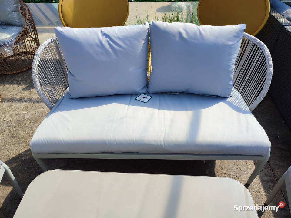 Zestaw mebli ogrodowych Riya sofa 2 fotele Wschowa
