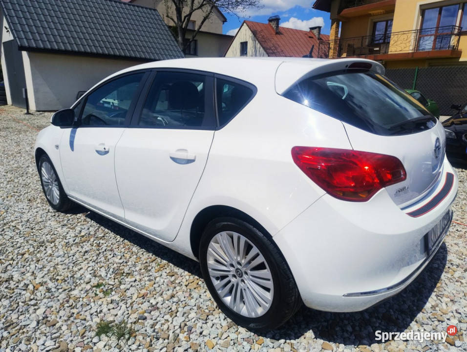 Opel Astra 16 Lift J 20092019 Harklowa