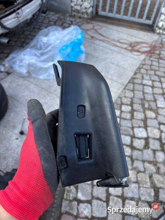 8e9 857 791b Świątniki Górne