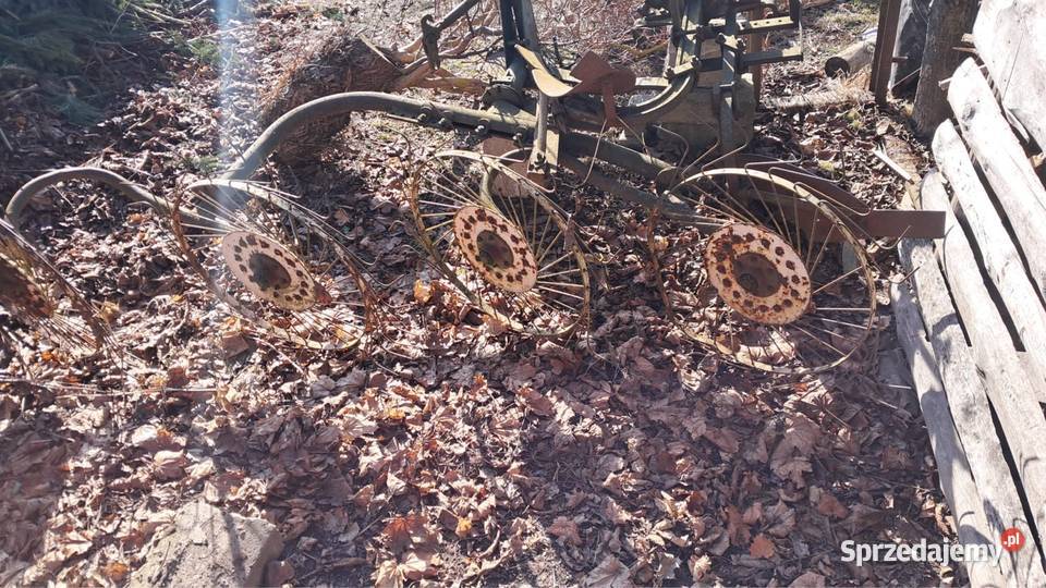 Zgrabiarka do siana Rozkopaczew