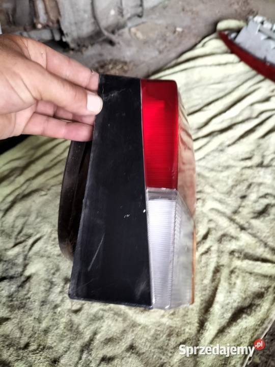 RENAULT 19 Chamade LAMPA TYŁ TYLNA PRAWA Kamień-Kolonia