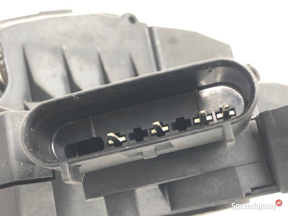 ZAMEK DRZWI PRAWY PRZÓD FORD FOCUS III Kombi