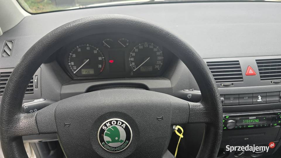 Środa Fabia 14 benzyna 144 tysiące przebiegu 1400cm3 Škoda lubuskie Zielona Góra
