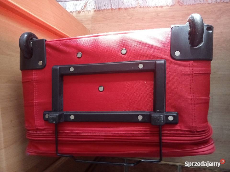 walizka podróżna na kółkach Nowy Tomyśl