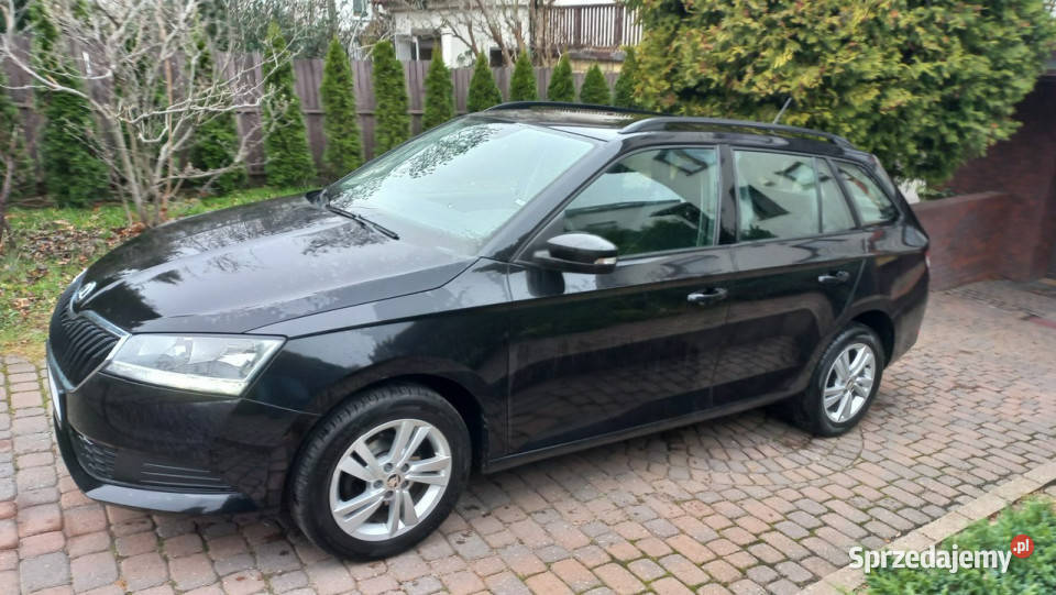 koda Fabia 3 różne sztuki Rezerwacja 10 TSI 95 wielofunkcyjna kierownica Gdańsk sprzedam