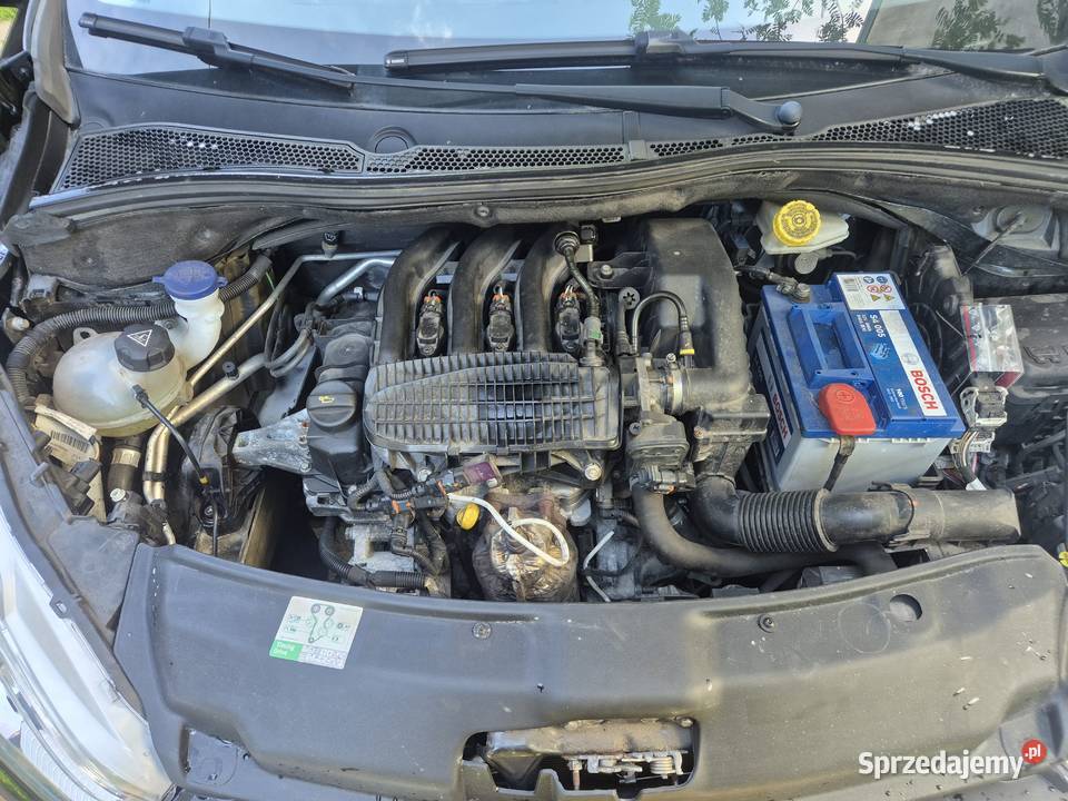 Peugeot 208 12 benzyna Nowy rozrząd i olej łódzkie Skierniewice sprzedam