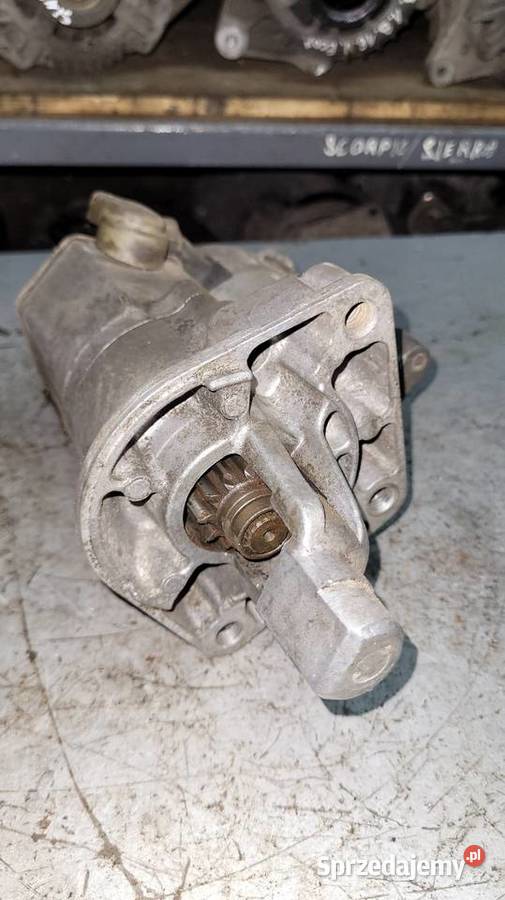 Rozrusznik Chrysler Voyager 4686104 Łagów