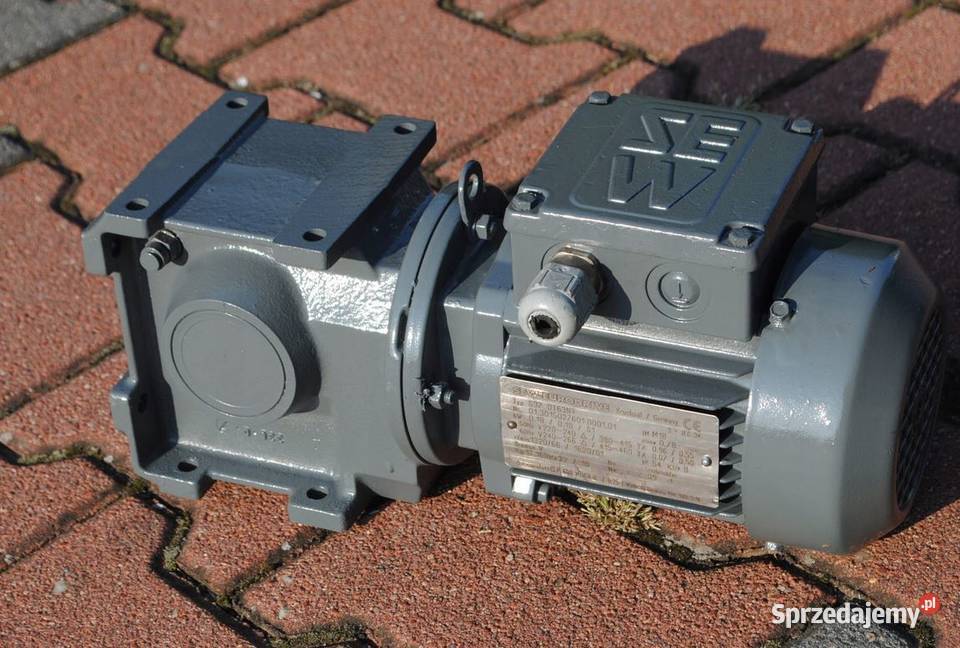 Motoreduktor kątowy 018kw 66obrmin SEW Kargowa