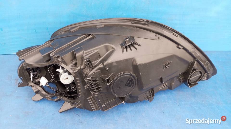 LAMPA PRAWY PRZÓD IGŁA CIEMNA PORSCHE 981 Nowy Tomyśl