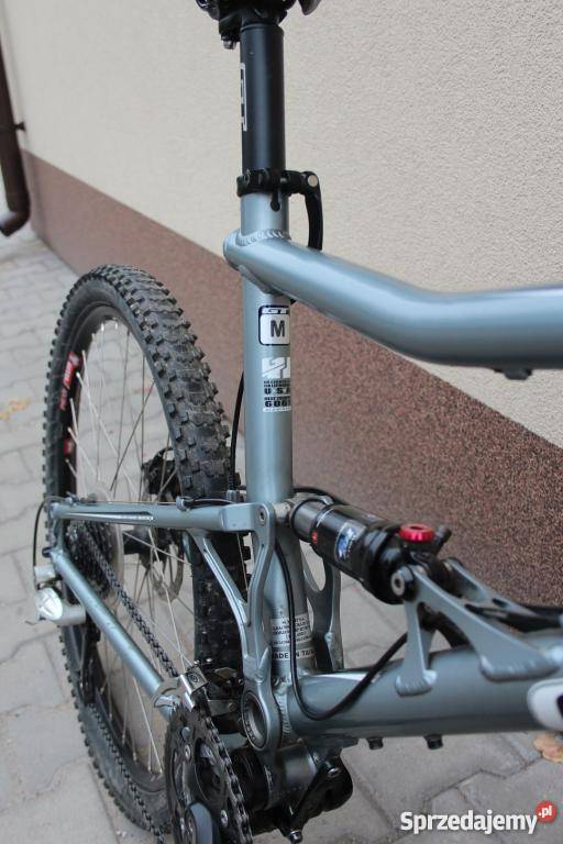 gt marathon sport mountain bike