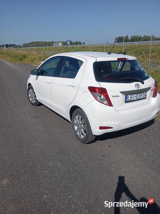 Toyota Yaris 2013 14 wielofunkcyjna kierownica Biała Podlaska
