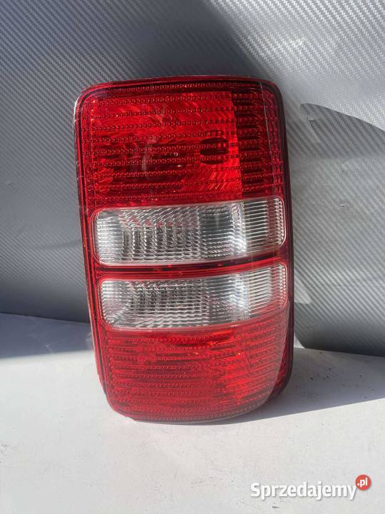 VW CADDY 3 PRAWA LAMPA TYŁ Ostroróg
