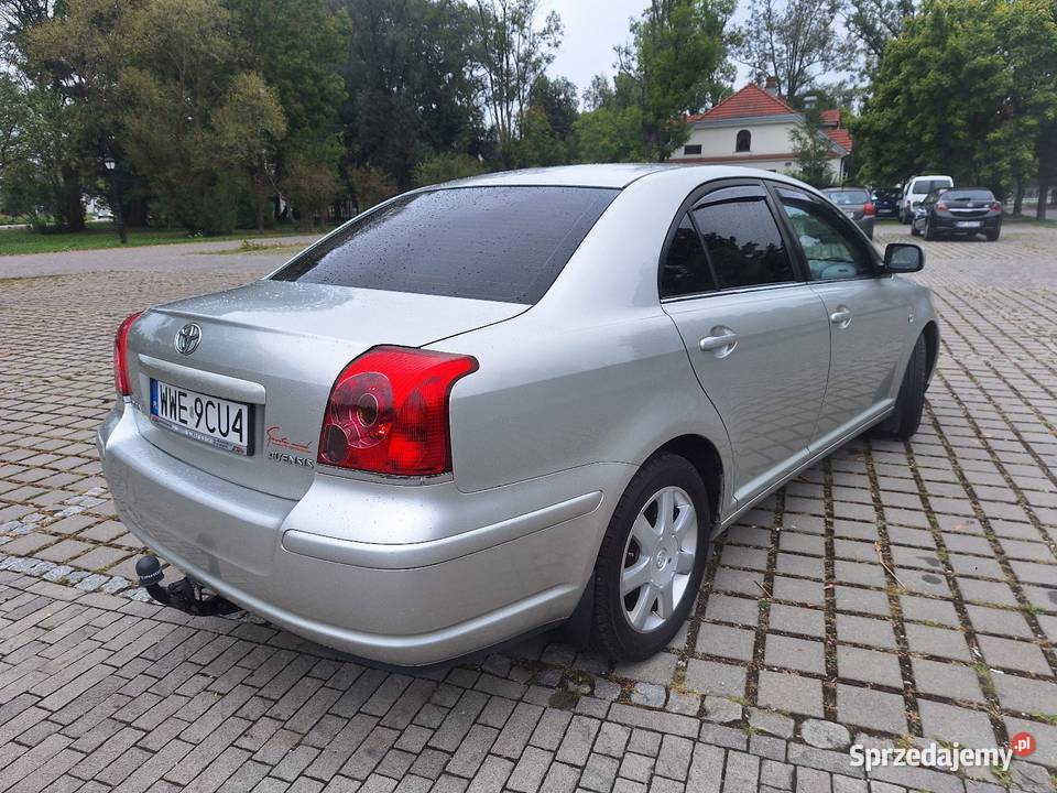 Toyota Avensis T25 18 benzyna pewny stan mazowieckie Łochów