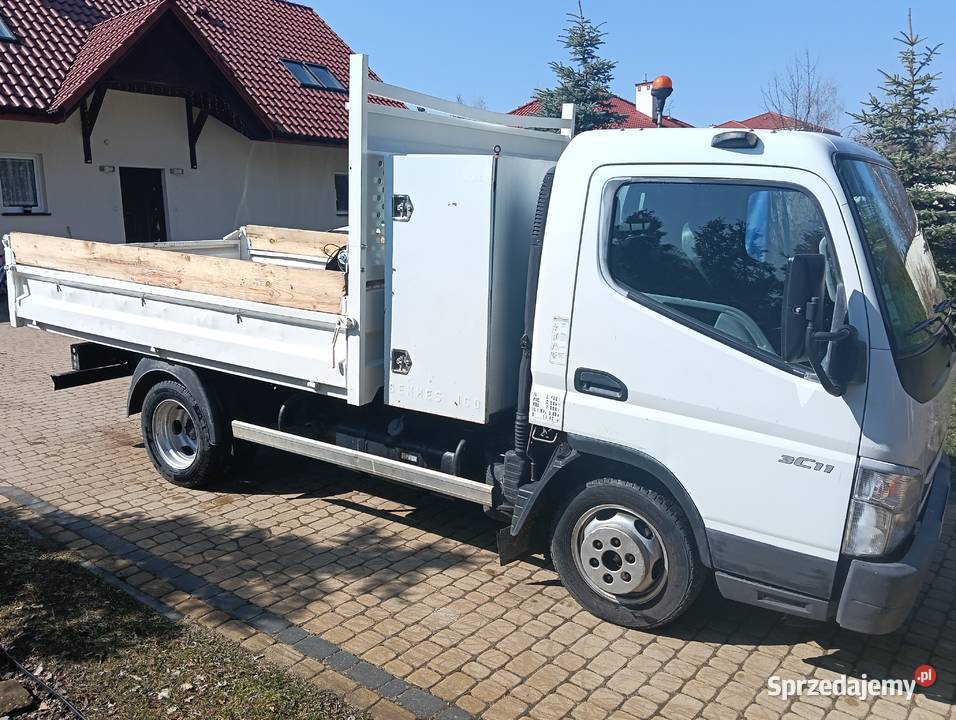 Mitsubishi Canter Fuso wywrotka 35 t brutto Kielnarowa