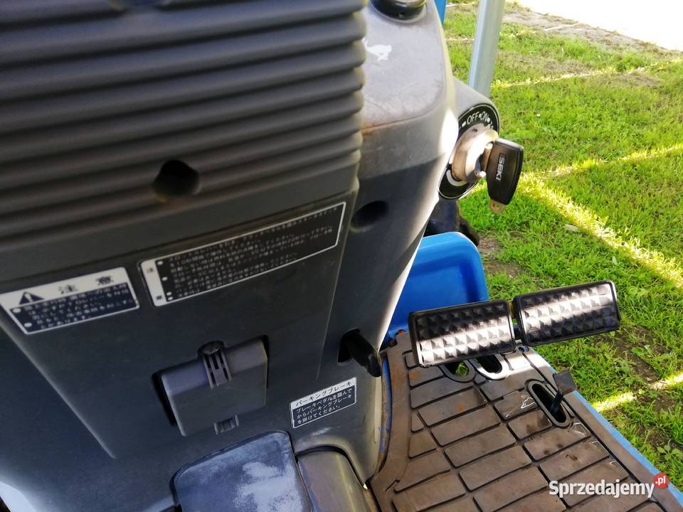 Traktor ciągnik ISEKI SIAL CDX23 wspomaganie 4x4 Kobiele Wielkie