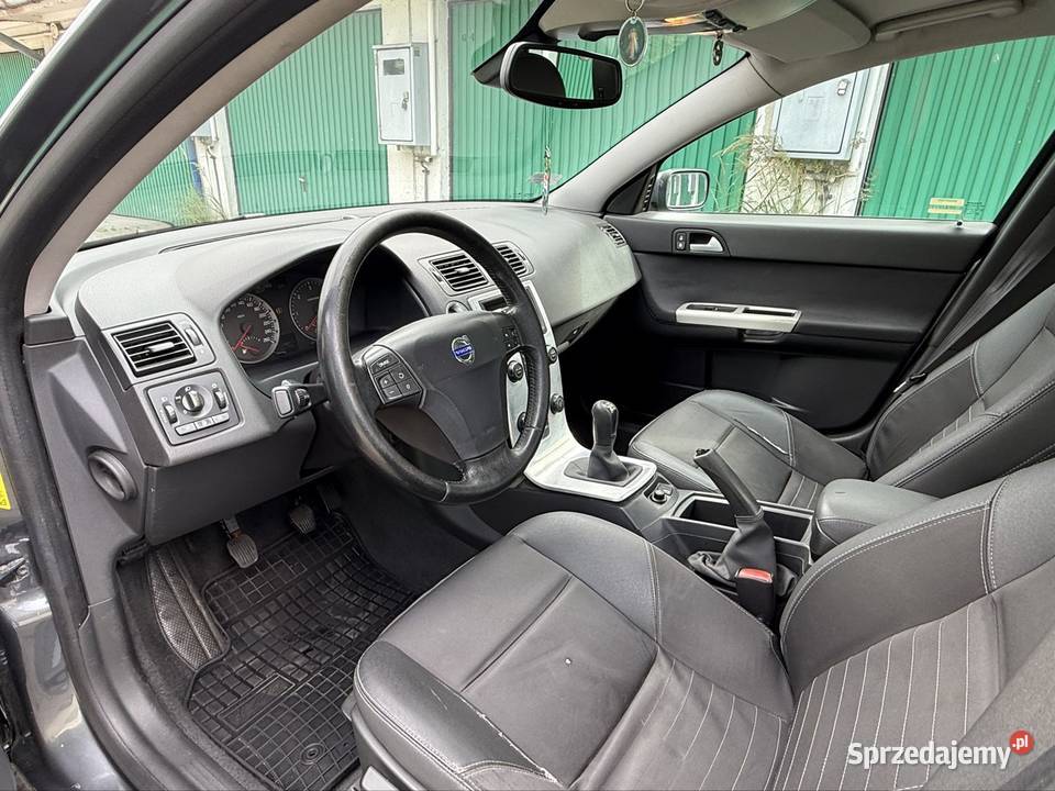 Volvo S40 20 Diesel 136 2006r Sedan Stan