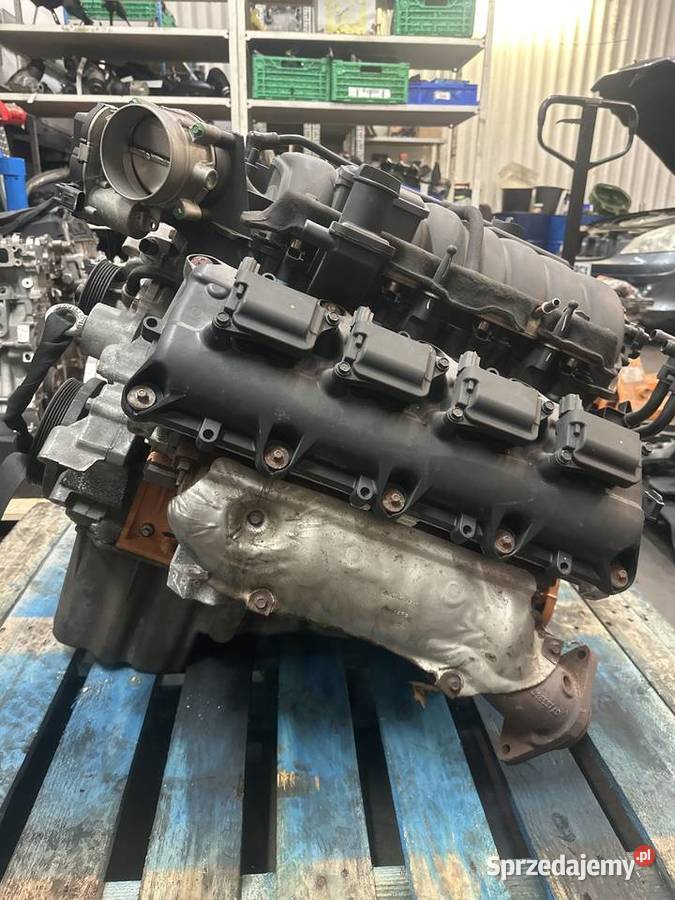 JEEP GRAND CHEROKEE 64l SRT HEMI Rok produkcji 2013 Łódź