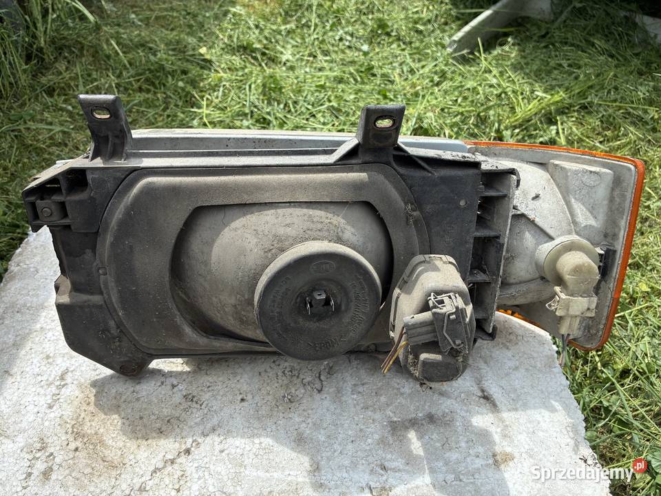 Lampa Prawa Przednia Volkswagen T4 osobowe Wisznice