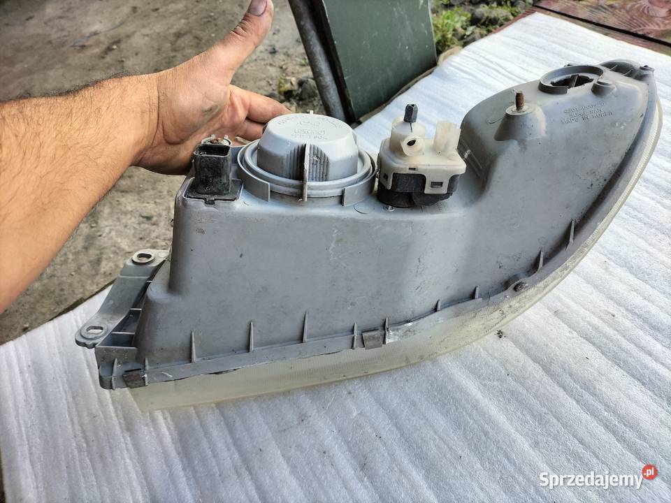 Nubira LAMPA PRZÓD PRZEDNIA PRAWA osobowe Kamień-Kolonia