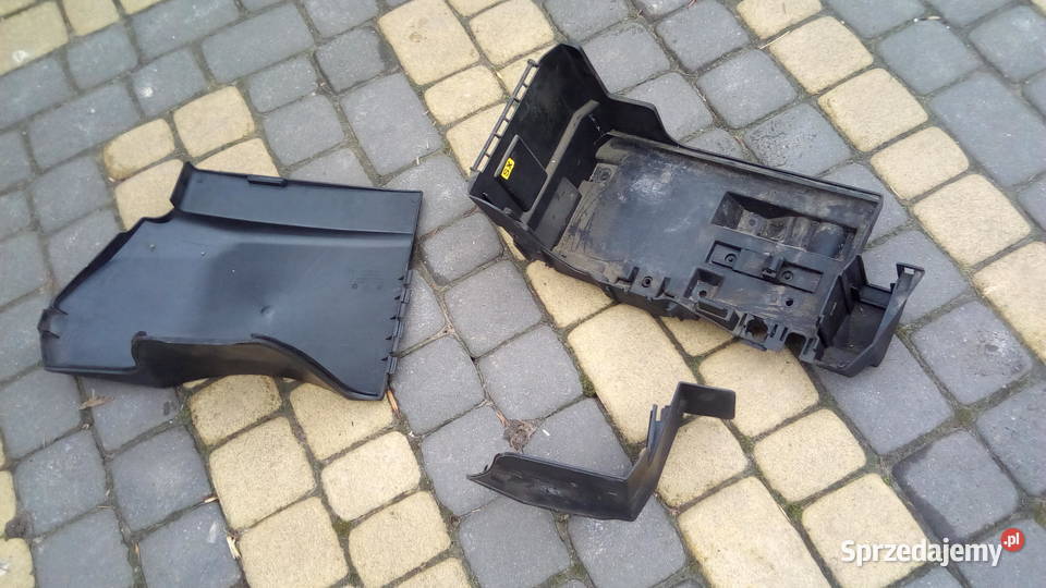 Opel Vectra C obudowa podstawa akumulatora Hrubieszów
