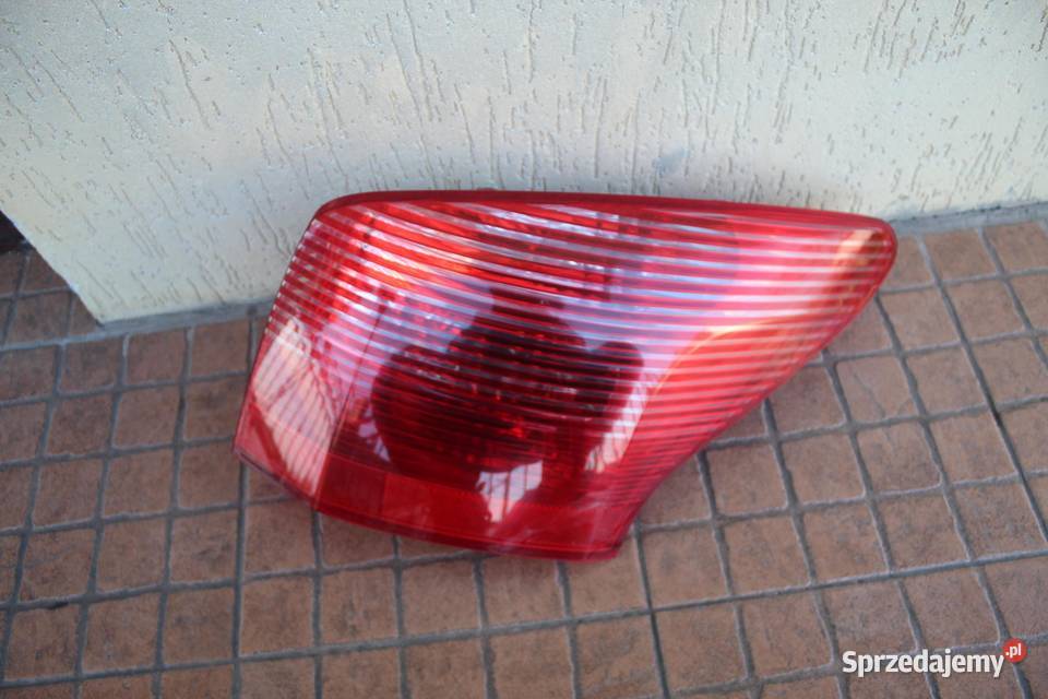 LAMPA PRAWY TYŁ TYLNA PEUGEOT 407 SW KOMBI wielkopolskie