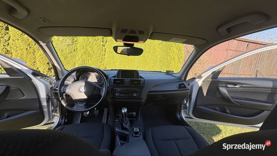 BMW F20 118i 2012 bluetooth