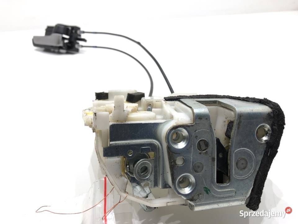 ZAMEK DRZWI PRAWY TYŁ SUZUKI SX4 Crossover sprzedam