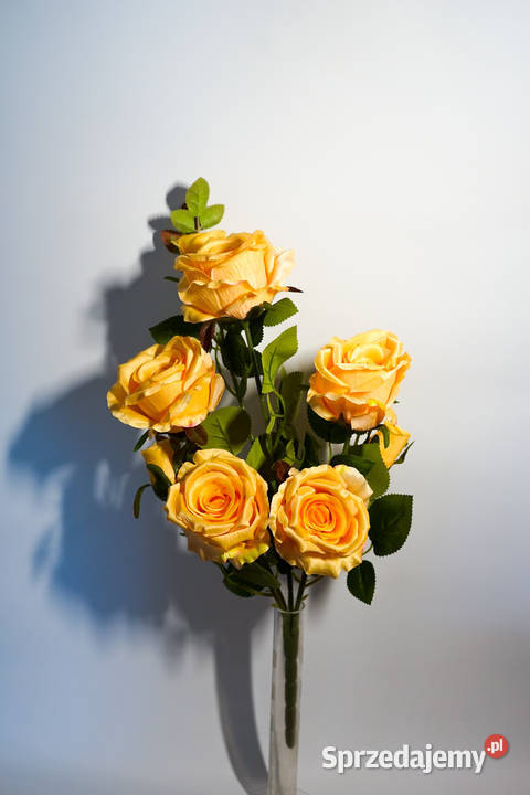 Bukiet róż w kolorze żółtym Dekoracje świąteczne Częstochowa
