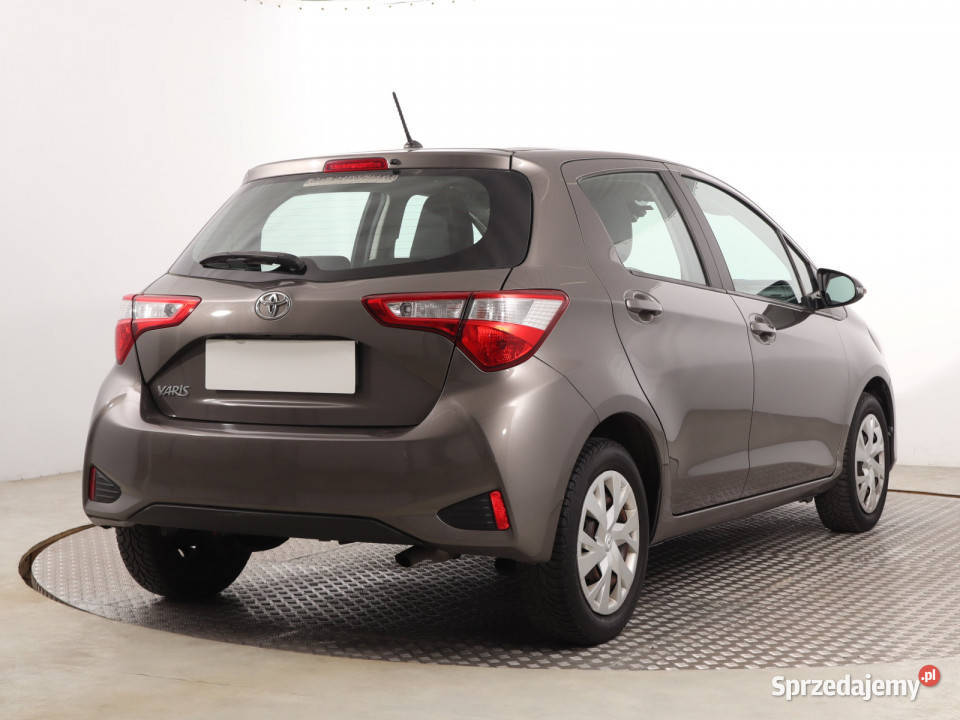 Toyota Yaris 15 Dual VVTi gniazdo USB śląskie Katowice