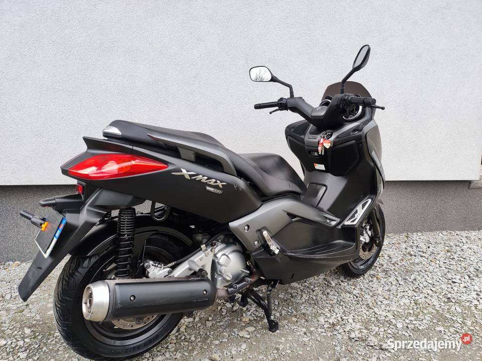 Yamaha Xmax 250 momo desing X YP 250 transport Ostrów Wielkopolski