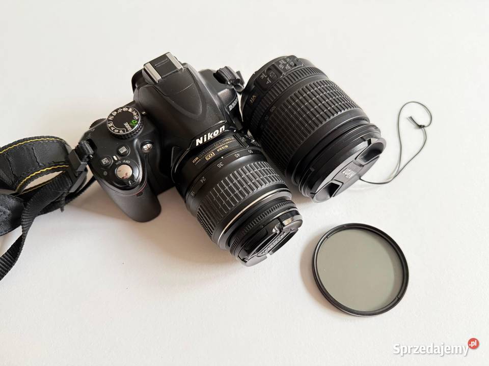 Nikon D3000 dwa obiektywy Nikkor DX AFS 18105 Łódź