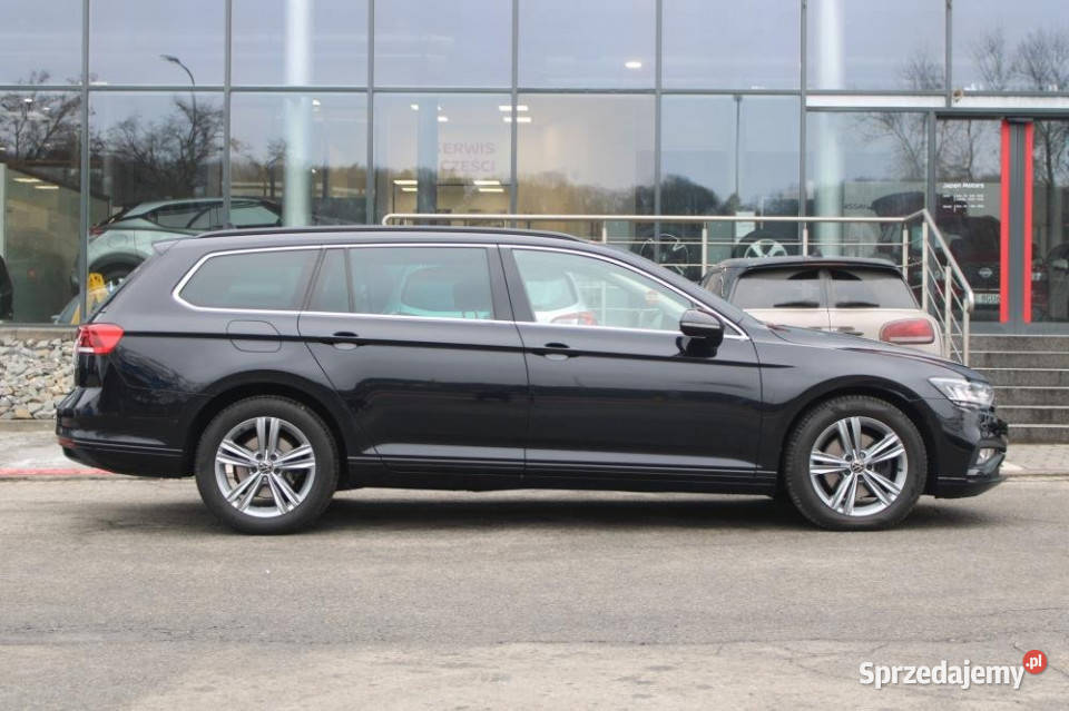 Volkswagen Passat 2022r Carplay Podgrz Fotele Kraków