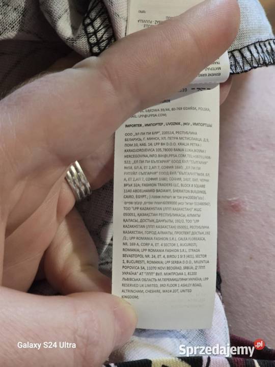 Unikalna mroczna koszulka Cropp size M Rozmiar M Żory