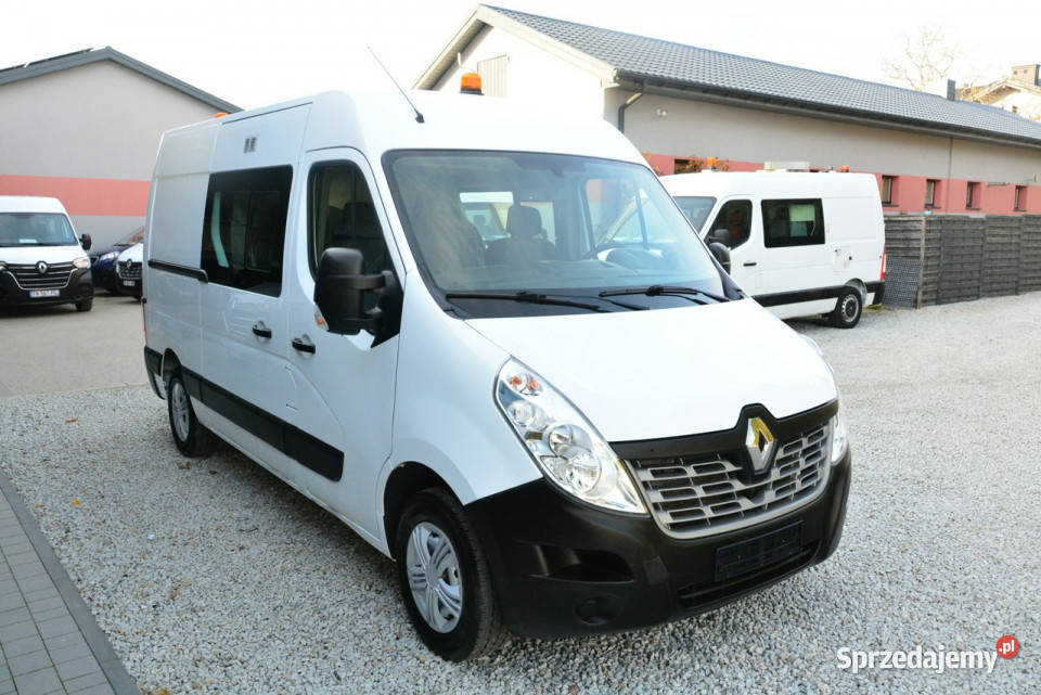 Renault Master średniak 7 osobowy brygadówka biały Samochody dostawcze