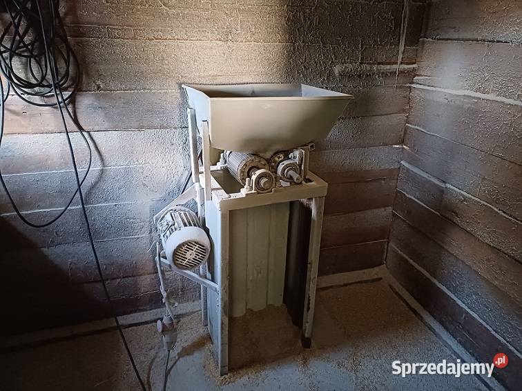 gniotownik zgniatacz do zboża kukurydzy Mościska sprzedam