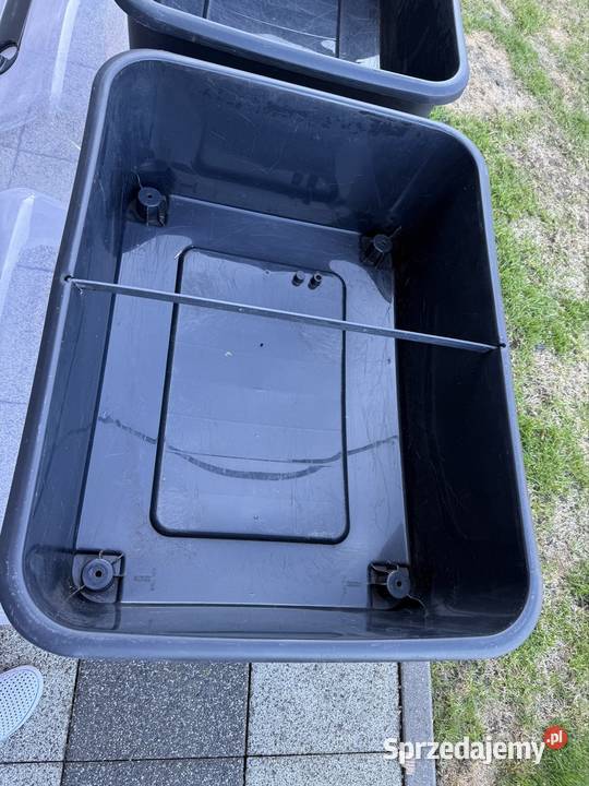 2 skrzynkimini szklarnie z pokrywkami