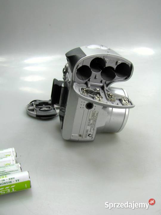 FUJIFILM FINEPIX S304 32MPIX APARAT CYFROWY Brody