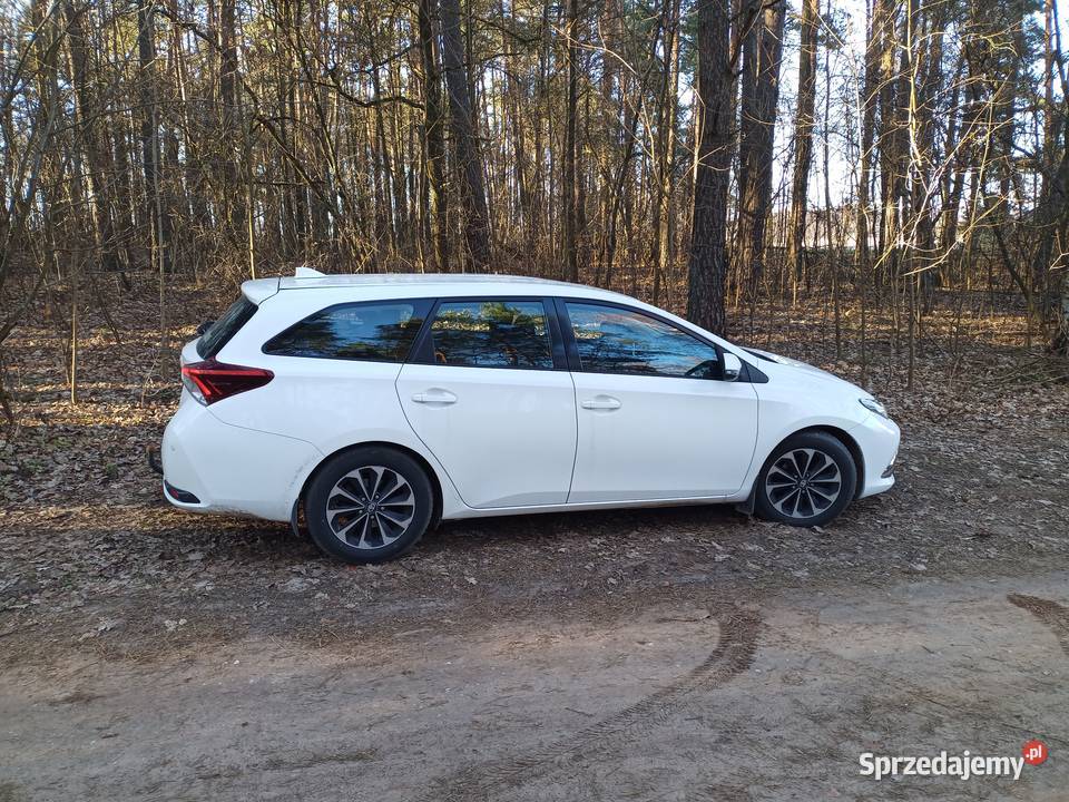 Toyota Auris 14 D4D z 2015r zamiana Auris Białystok