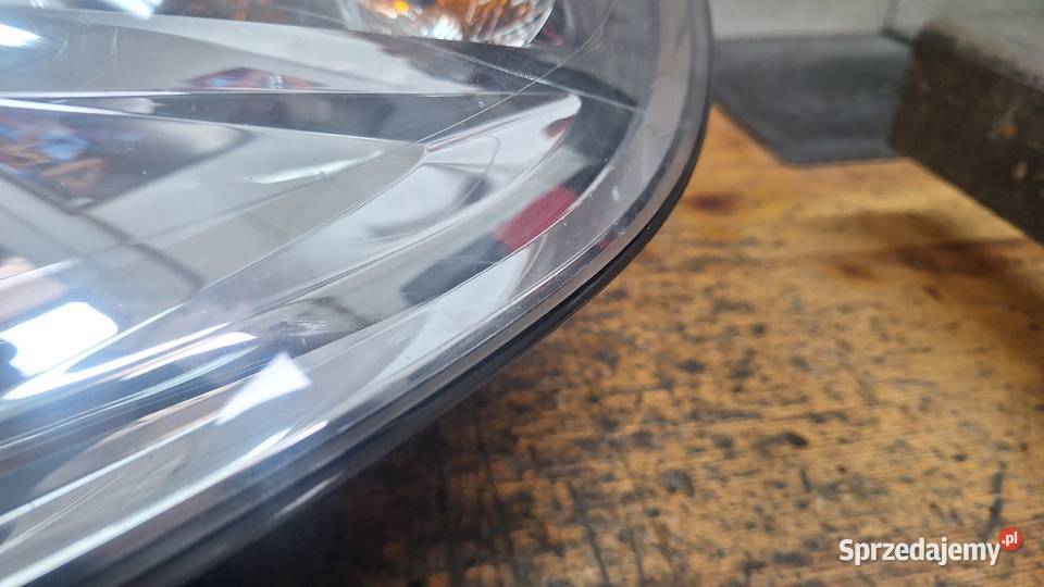 Renault Kangoo II Przednia Lewa Lampa Lampy przednie Bytów sprzedam