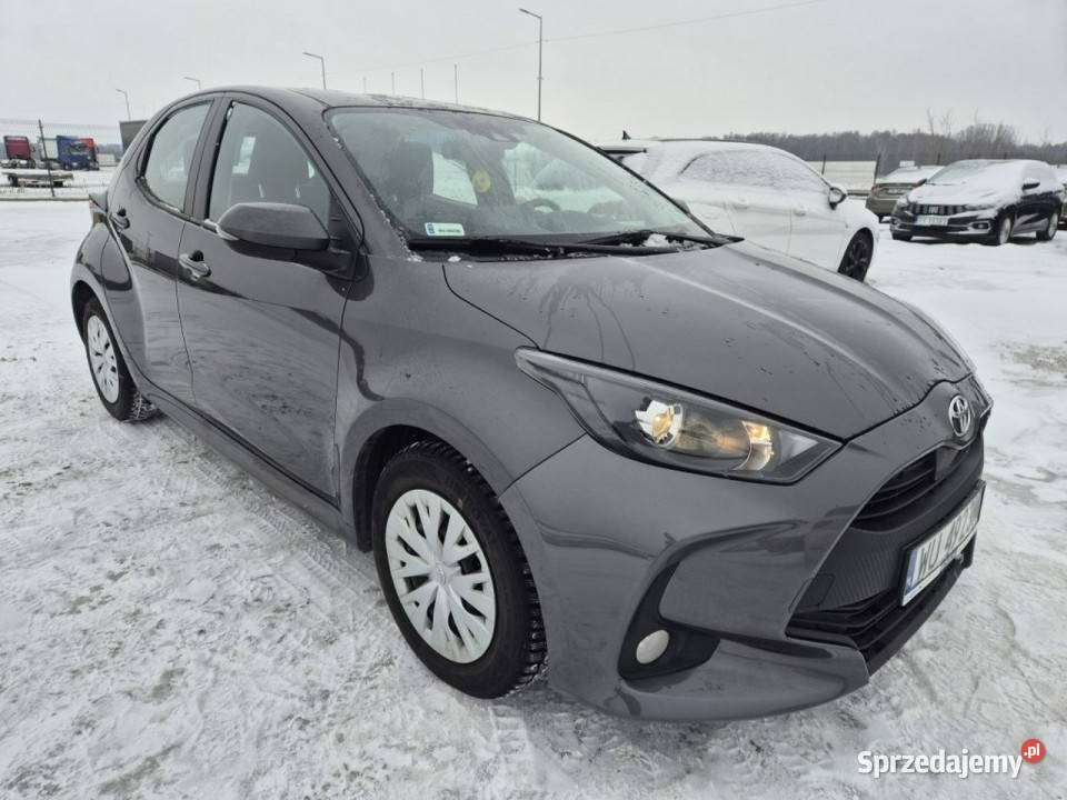 Toyota Yaris Poleasingowe IV 2020 pełny VAT Komorniki sprzedam