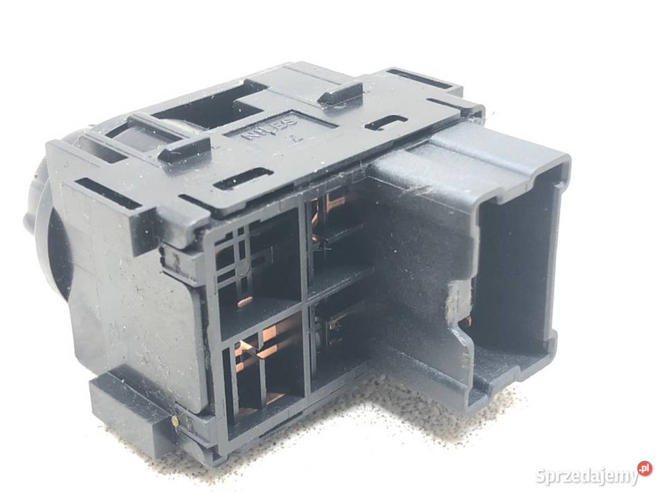 PRZEŁĄCZNIK REGULACJI LUSTEREK NISSAN SENTRA B16 osobowe sprzedam