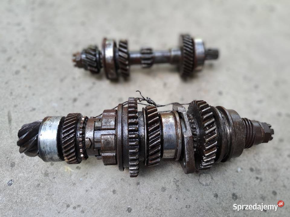 Wałek główny choinka skrzynia biegów Skoda wielkopolskie Leszno