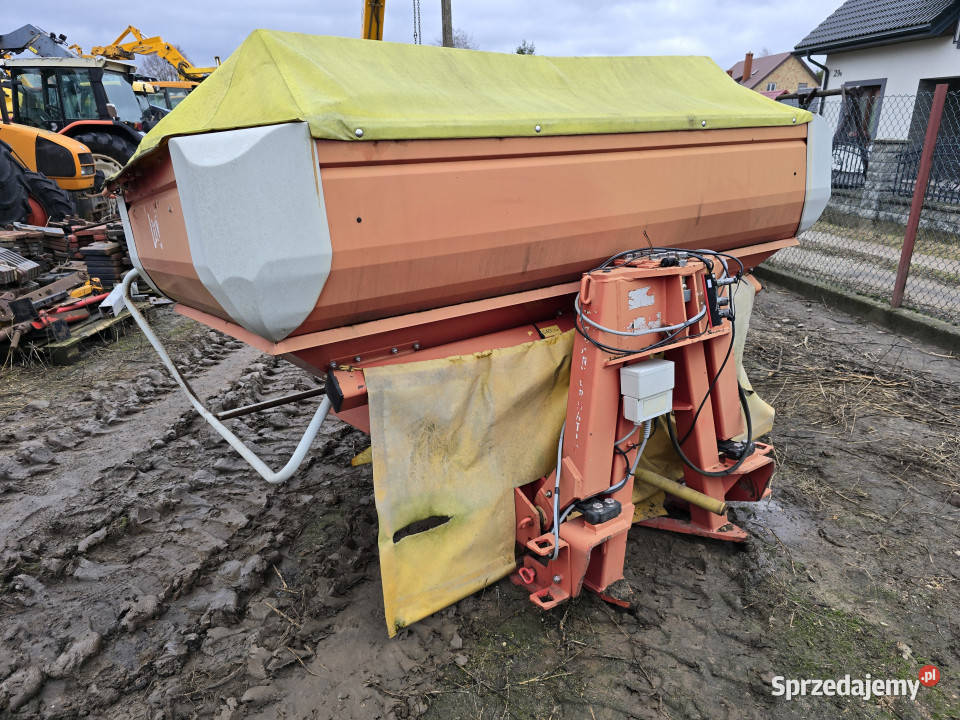 Rozsiewacz LELY Centerliner SX 2500 L waga Klepacze